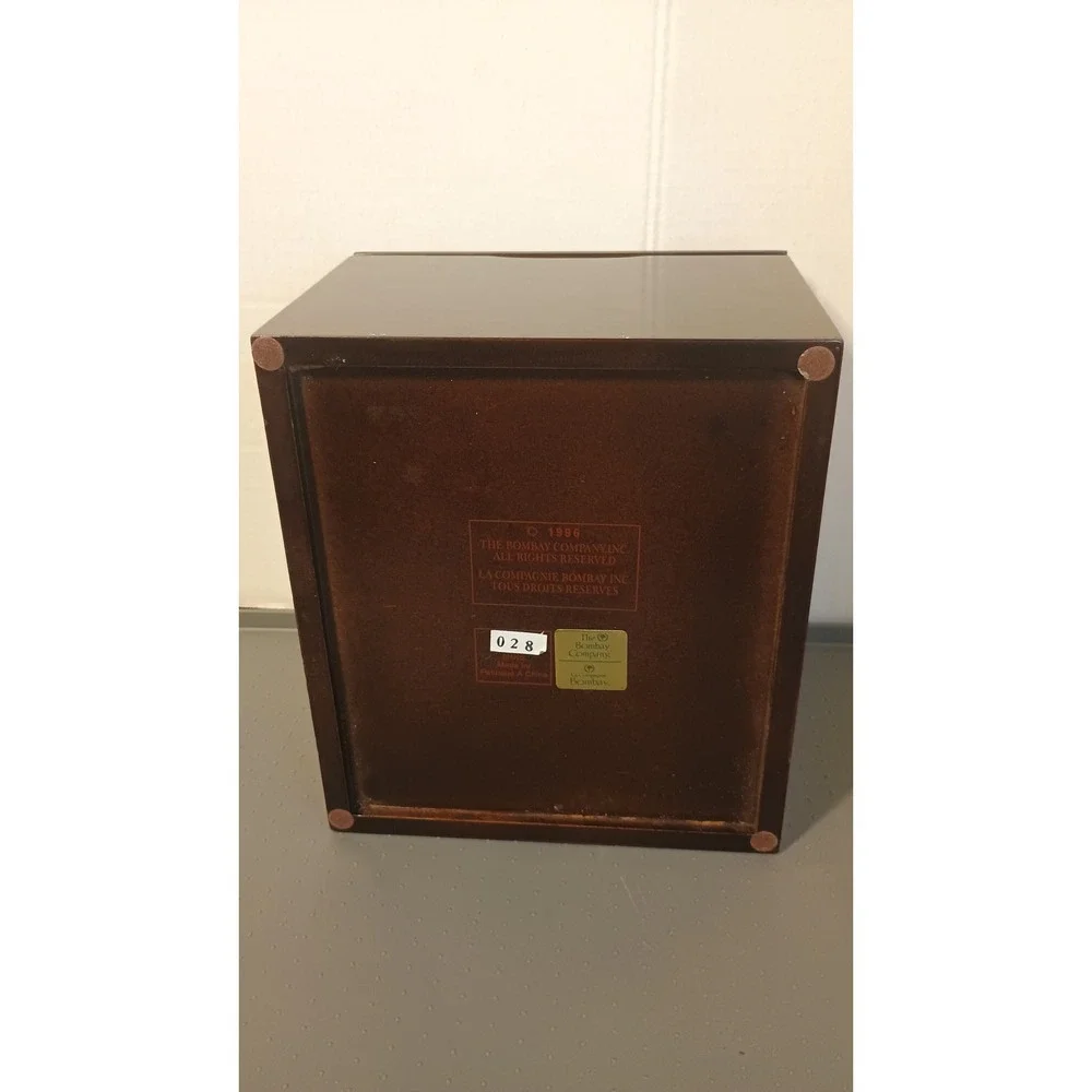 The Bombay Company Photo Memory Box Unisex OS Brown Good 1996 Wooden 4-Slot Lid